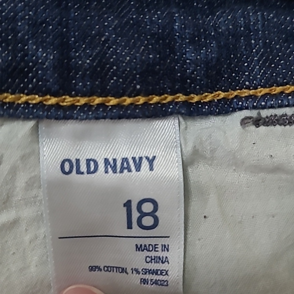 Old Navy "The Flirt" Cropped Jeans size 18 - Picture 4 of 7